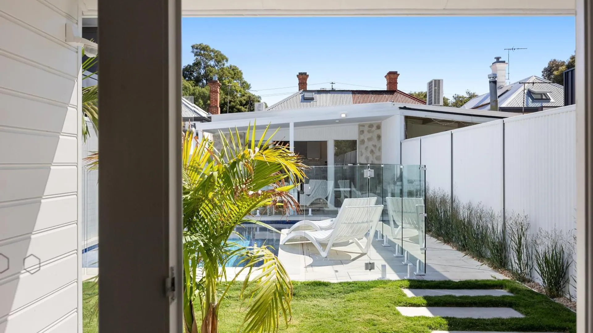 Parkside Pool Retreat - 3Br, Parking, Wi-Fi Apartment Unley