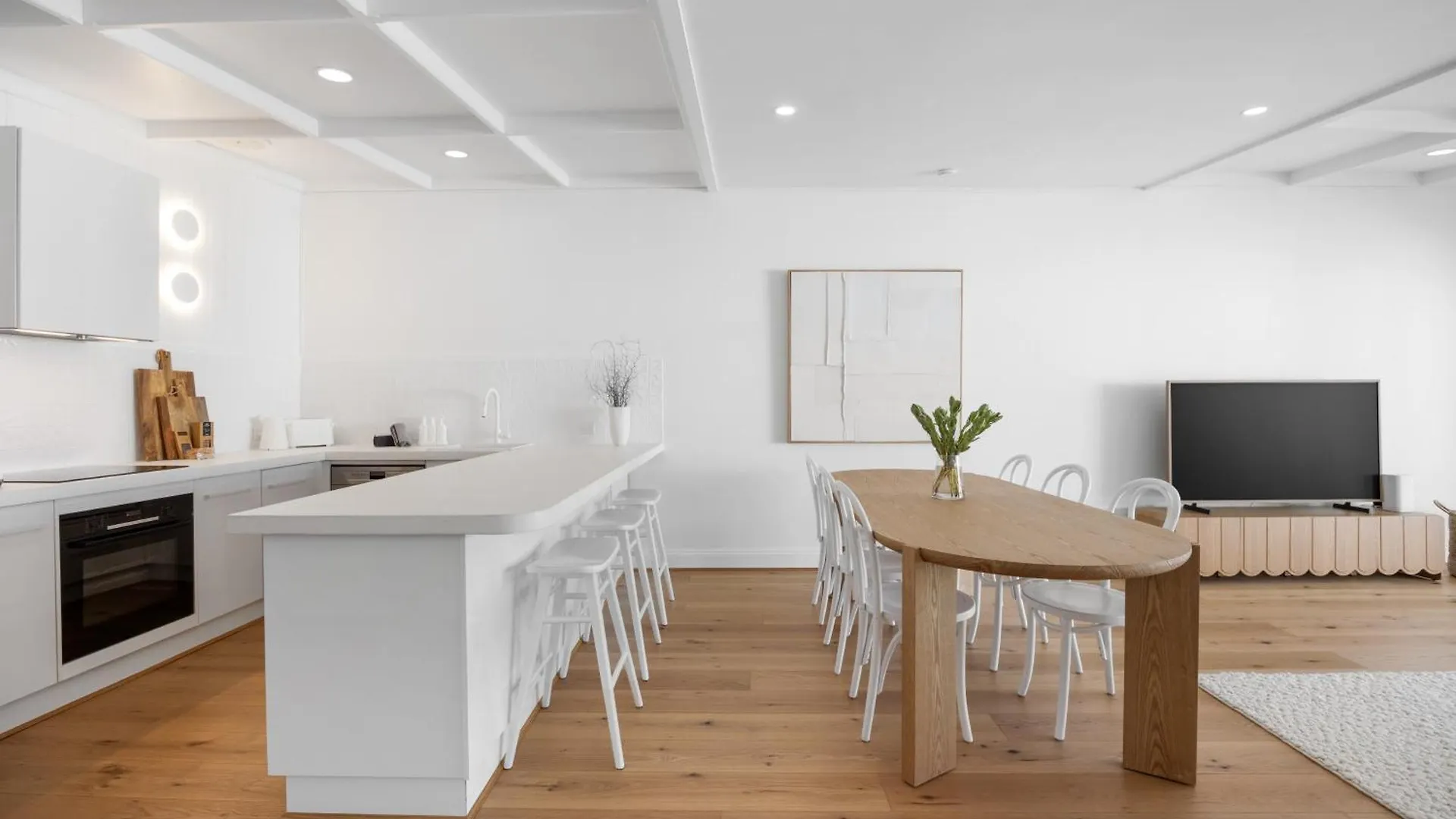 Parkside Pool Retreat - 3Br, Parking, Wi-Fi Apartment Unley