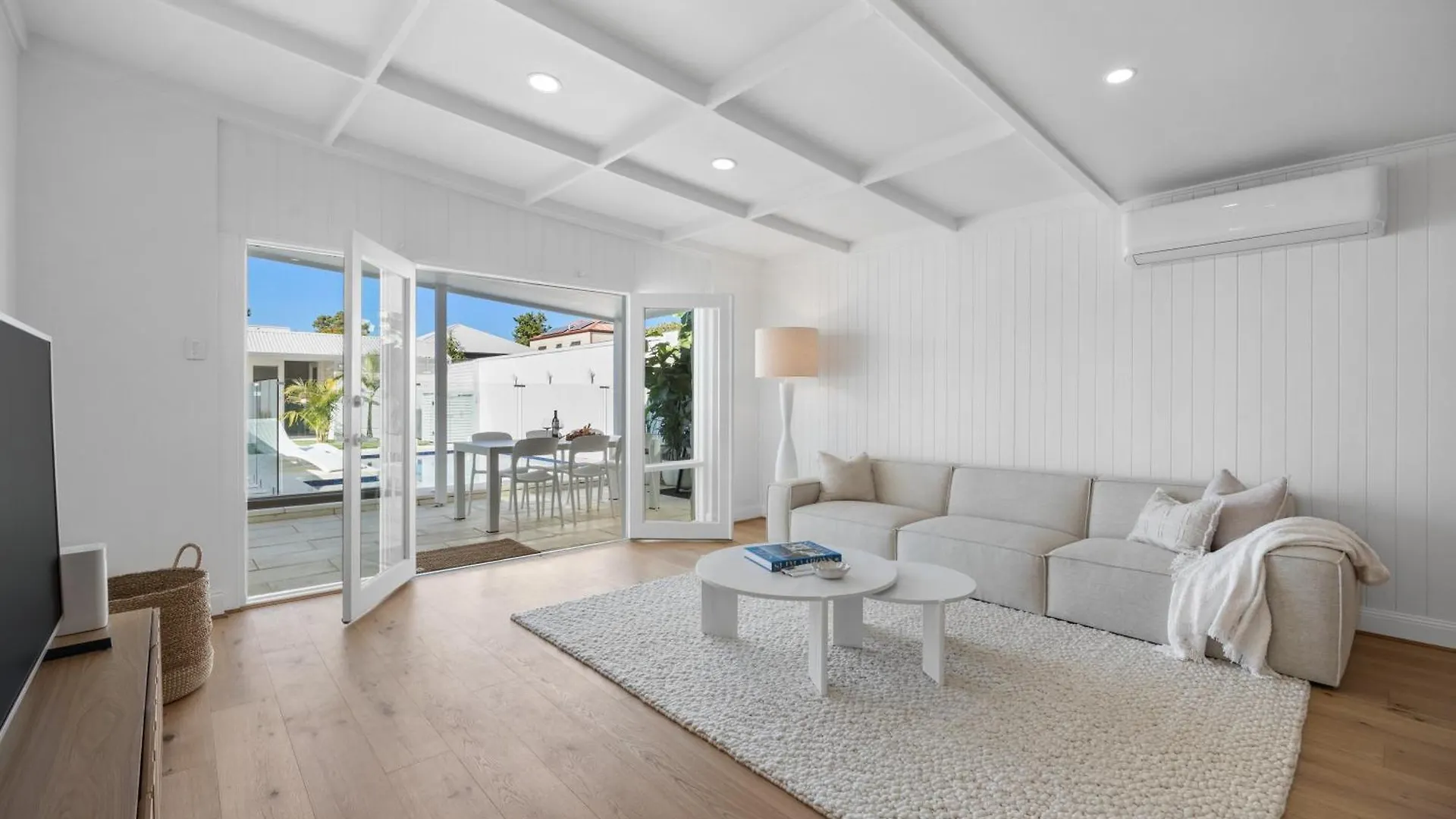 Parkside Pool Retreat - 3Br, Parking, Wi-Fi Apartment Unley