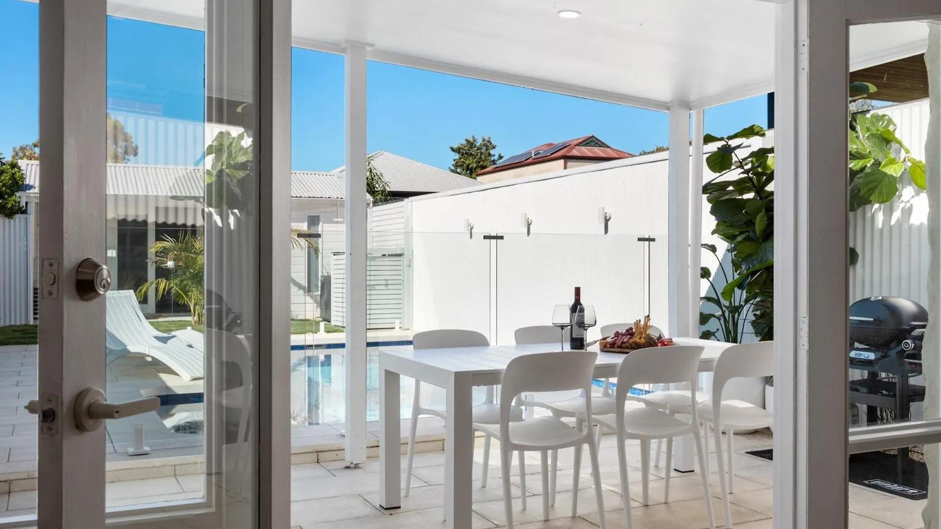 Parkside Pool Retreat - 3Br, Parking, Wi-Fi Apartment Unley Australia
